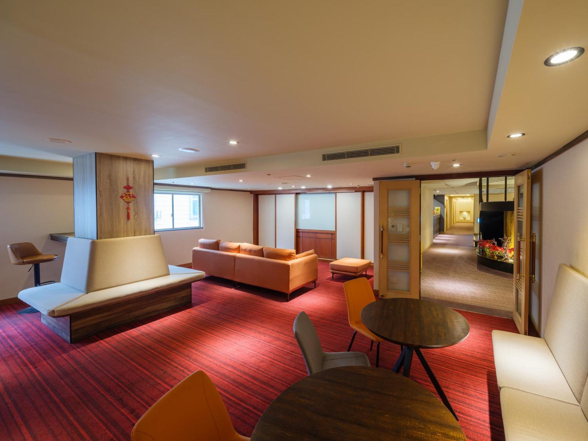 Rich & Free Hotel - Fuzhong 富逸旅趣-板橋府中館 Taipei Exteriör bild